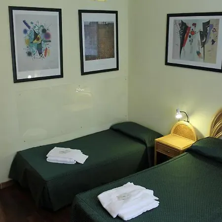 Tourist House Ostiense 2 Ξενοδοχείο *